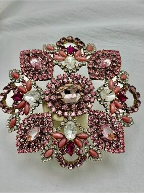 Massive Bijoux MG brooch Czech glass Pinks and Purples it Glows